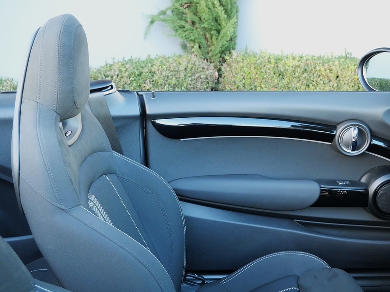 Used MINI Convertible 2021 for sale - 76906091: Photo 19