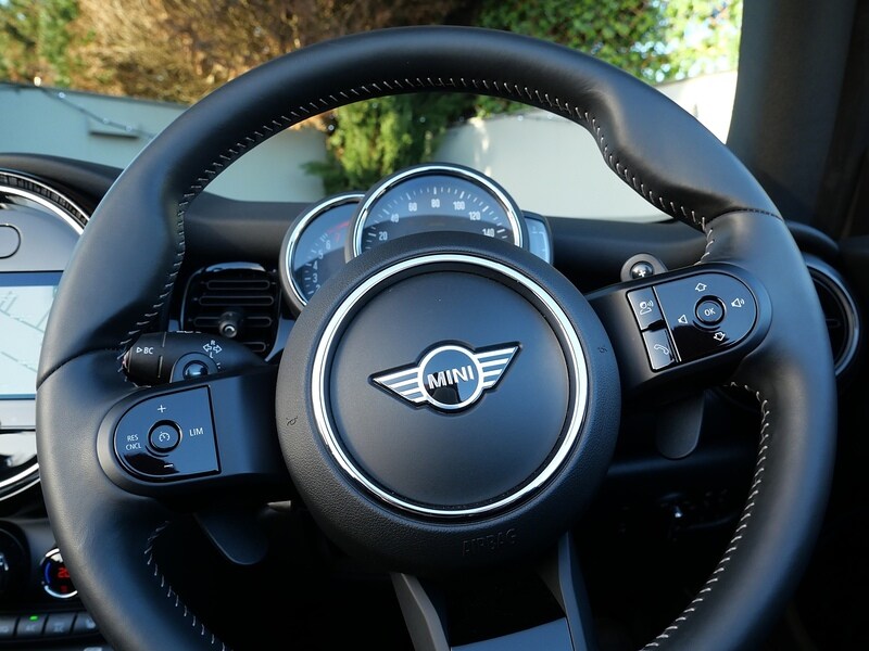 Used MINI Convertible 2021 for sale - 76906091: Photo 25