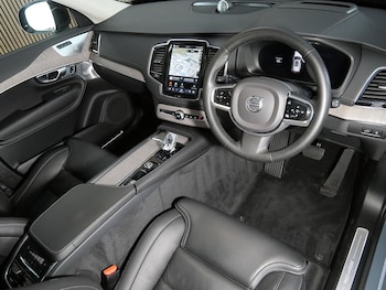 Used Volvo XC90 2023 for sale - 78975705: Photo