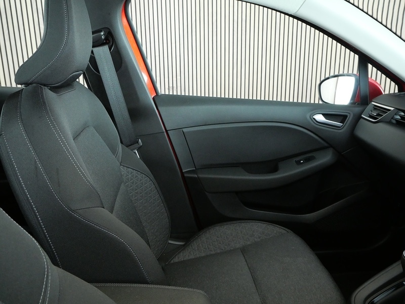 Used Renault Clio 2022 for sale - 77027653: Photo 18