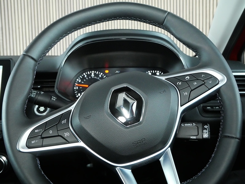 Used Renault Clio 2022 for sale - 77027653: Photo 24