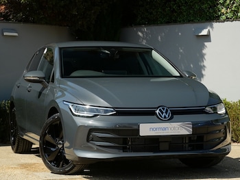 Volkswagen - Golf