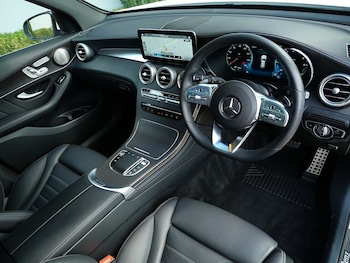 Used Mercedes-Benz GLC 2021 for sale - 75586002: Photo