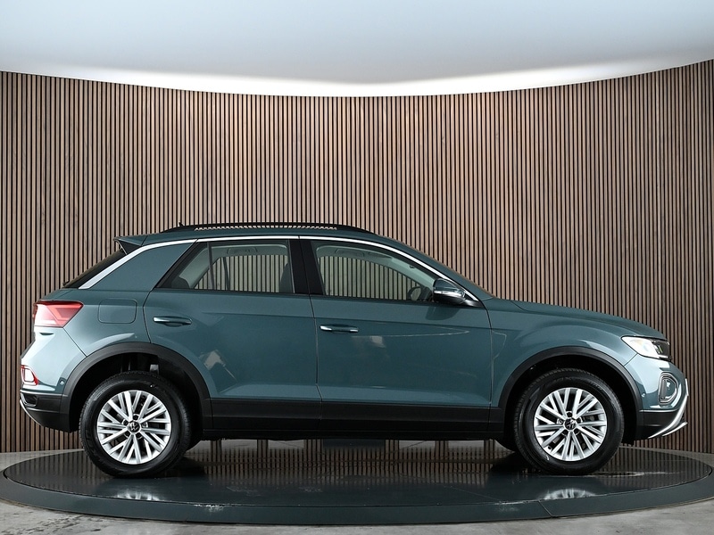 Used Volkswagen T-Roc 2023 for sale - 78168006: Photo 11