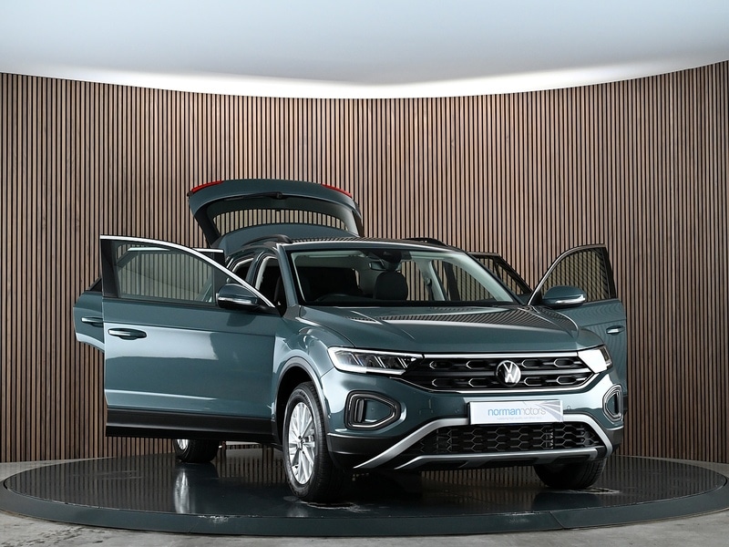 Used Volkswagen T-Roc 2023 for sale - 78168006: Photo 14