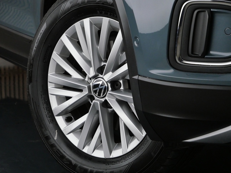 Used Volkswagen T-Roc 2023 for sale - 78168006: Photo 22