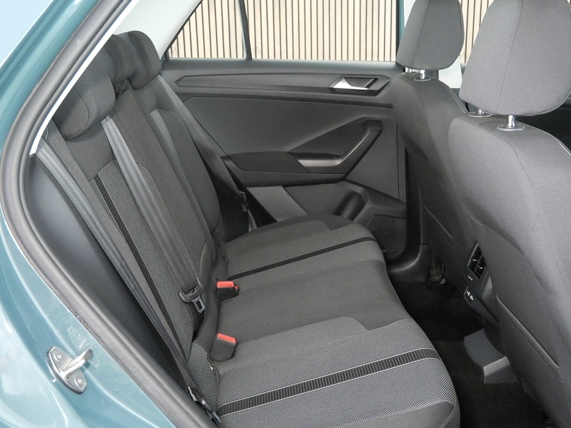 Used Volkswagen T-Roc 2023 for sale - 78168006: Photo 34