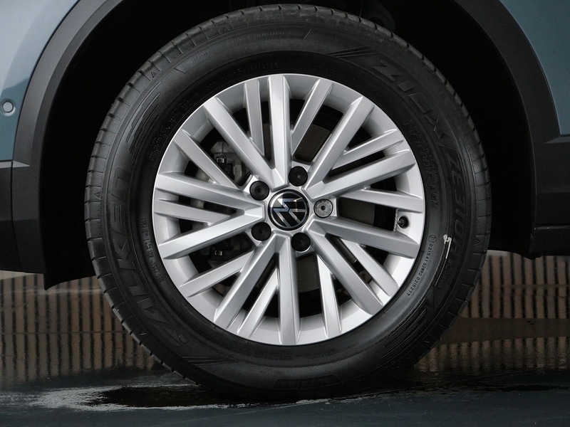 Used Volkswagen T-Roc 2023 for sale - 78168006: Photo 44