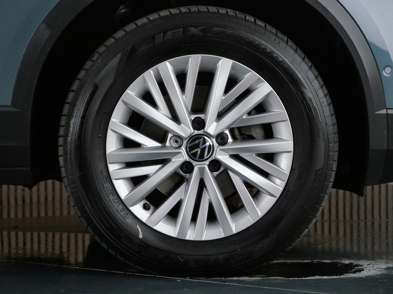 Used Volkswagen T-Roc 2023 for sale - 78168006: Photo 47