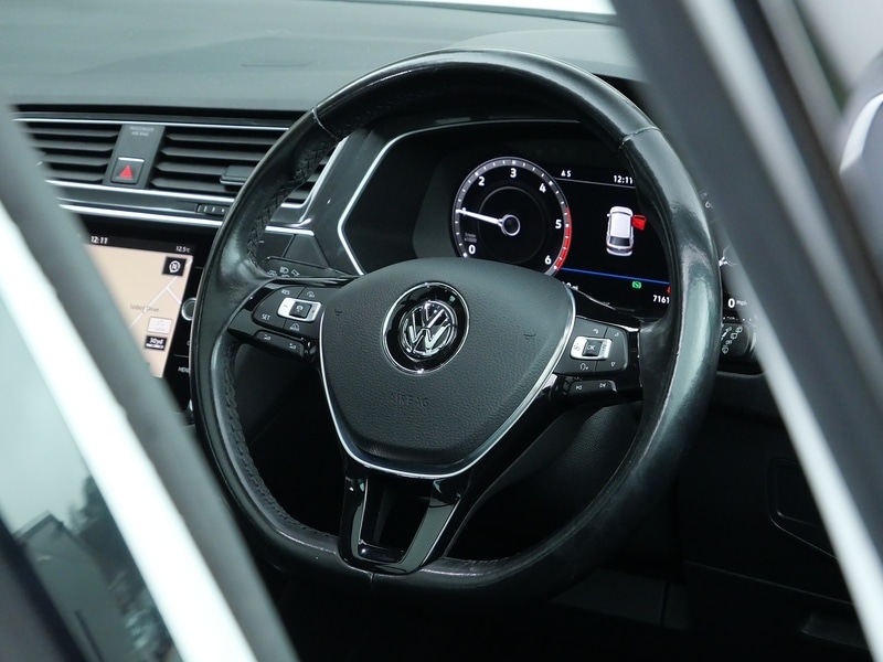 Used Volkswagen Tiguan 2017 for sale - 76863575: Photo 12