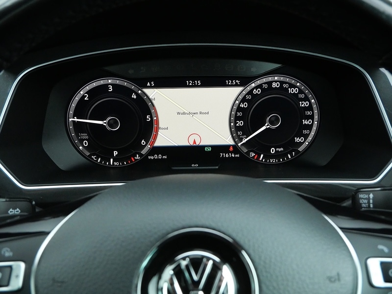 Used Volkswagen Tiguan 2017 for sale - 76863575: Photo 13