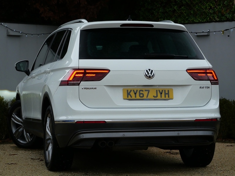 Used Volkswagen Tiguan 2017 for sale - 76863575: Photo 2