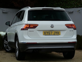 Used Volkswagen Tiguan 2017 for sale - 76863575: Photo