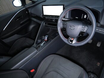 Used Toyota C-HR 2024 for sale - 78479748: Photo