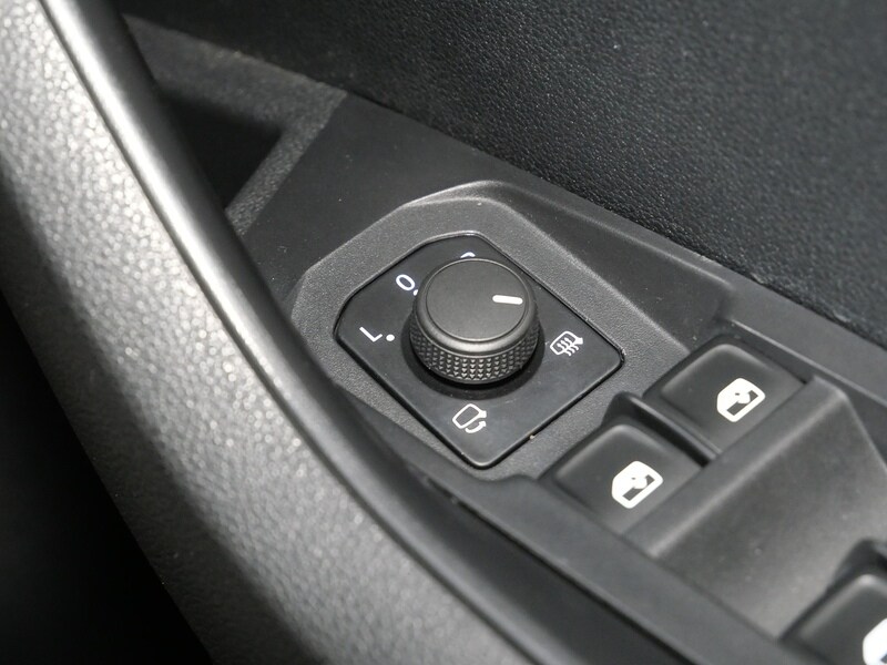 Used Skoda Karoq 2023 for sale - 77840723: Photo 42