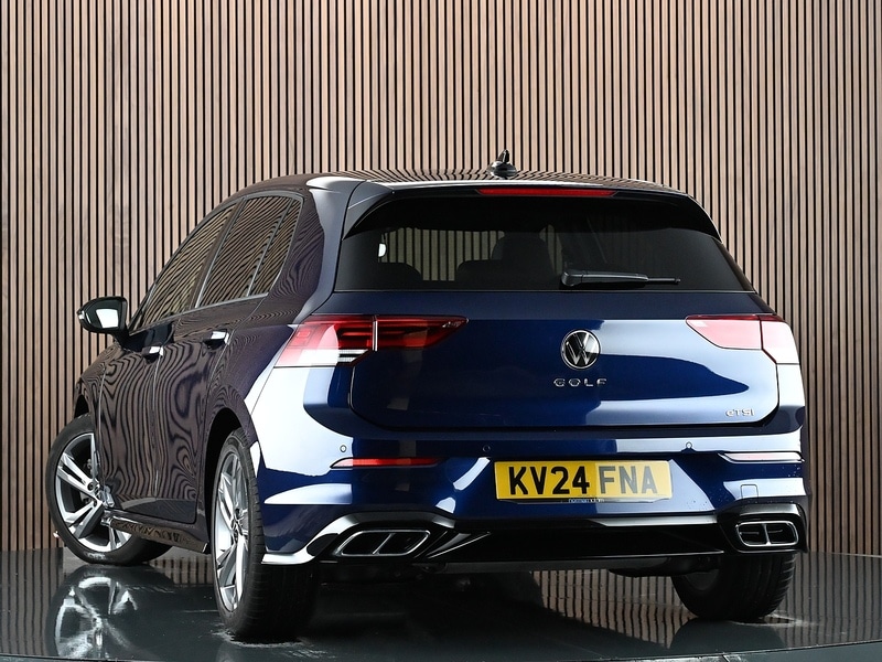 Used Volkswagen Golf 2024 for sale - 77840758: Photo 2