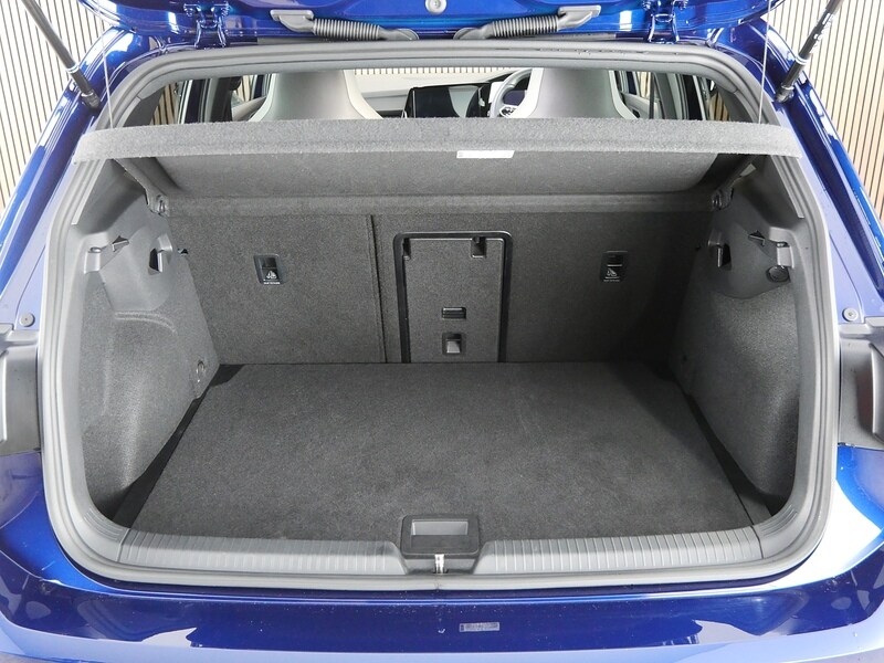 Used Volkswagen Golf 2024 for sale - 77840758: Photo 50