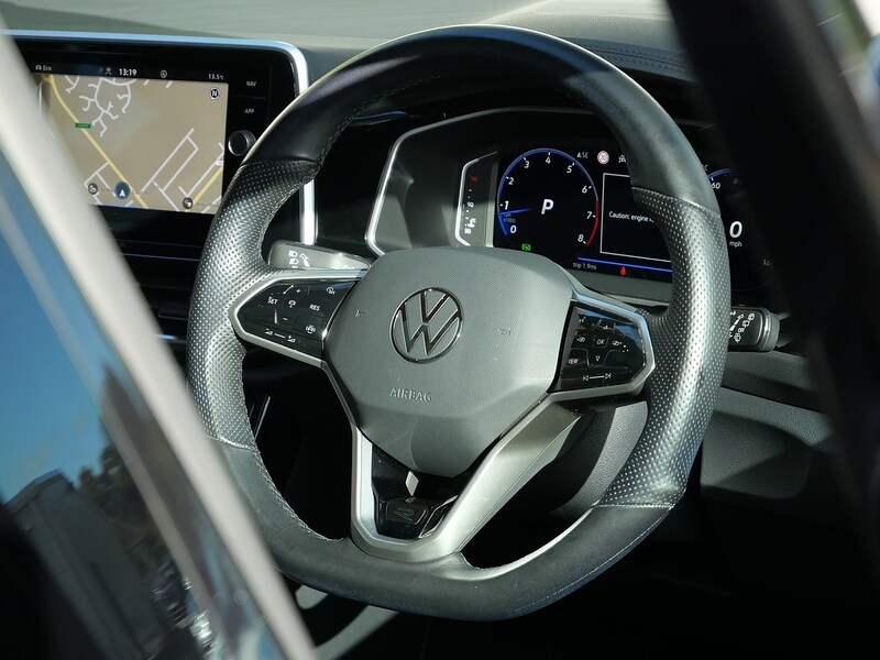 Used Volkswagen T-Roc 2022 for sale - 76368296: Photo 12