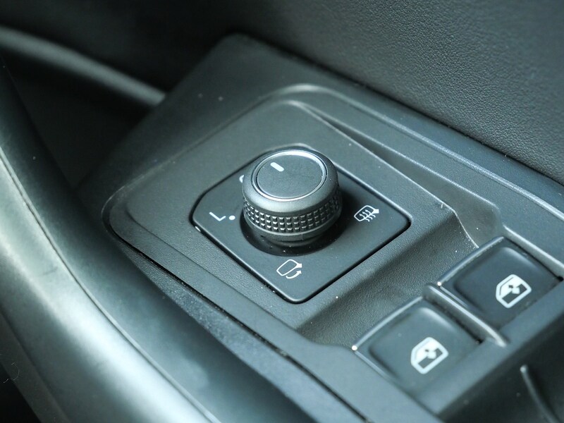 Used Volkswagen T-Roc 2022 for sale - 76368296: Photo 31