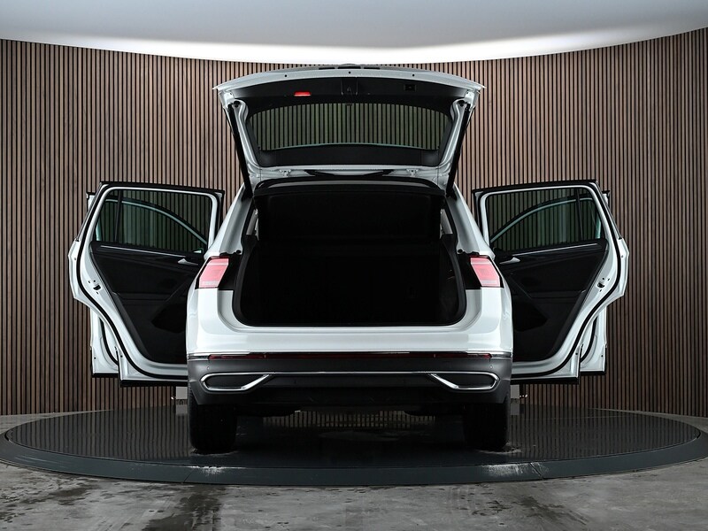 Used Volkswagen Tiguan 2021 for sale - 77840676: Photo 18