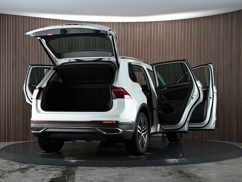 Used Volkswagen Tiguan 2021 for sale - 77840676: Photo 19