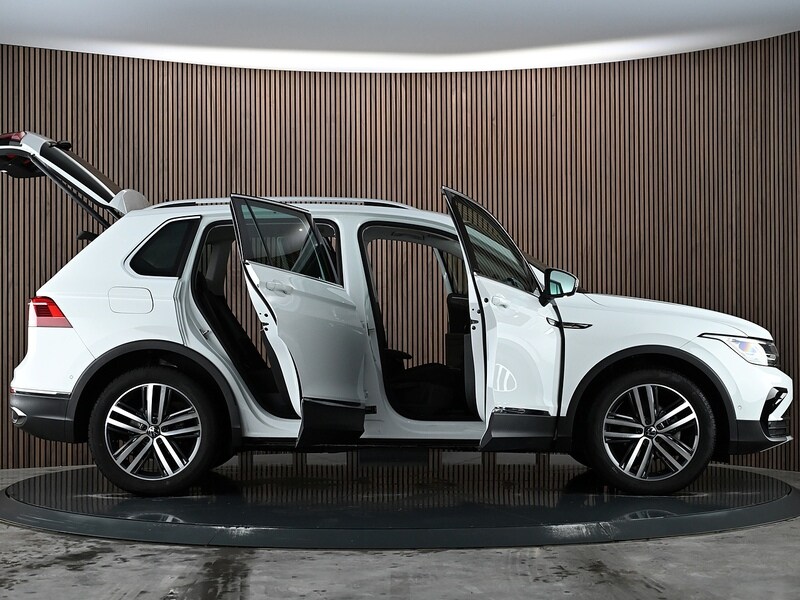 Used Volkswagen Tiguan 2021 for sale - 77840676: Photo 20