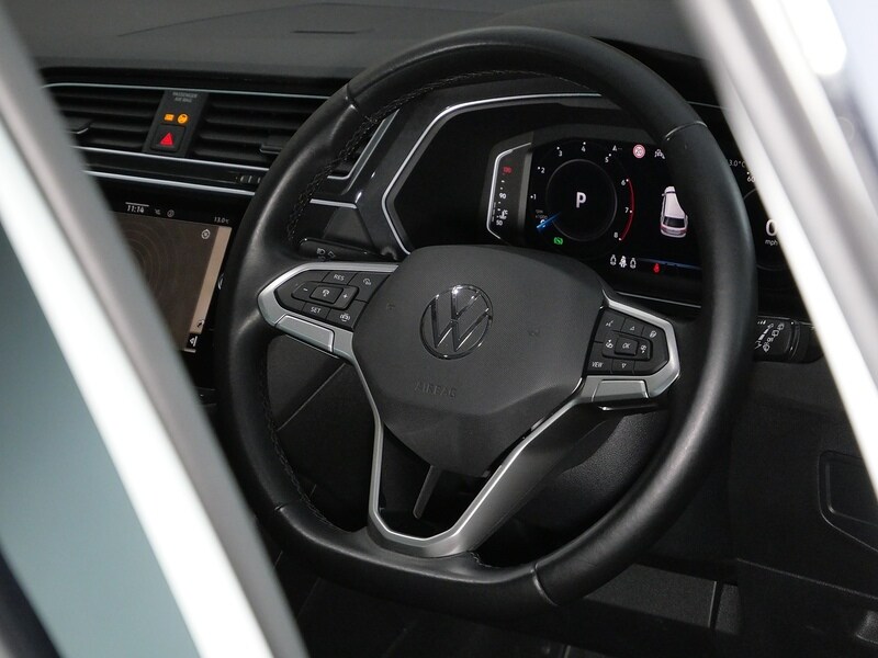Used Volkswagen Tiguan 2021 for sale - 77840676: Photo 24
