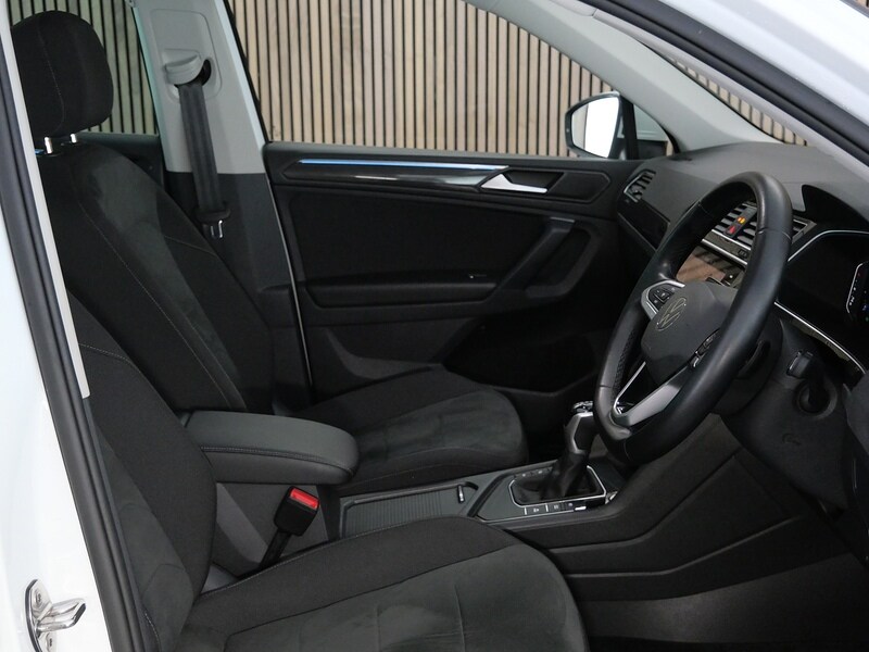 Used Volkswagen Tiguan 2021 for sale - 77840676: Photo 32