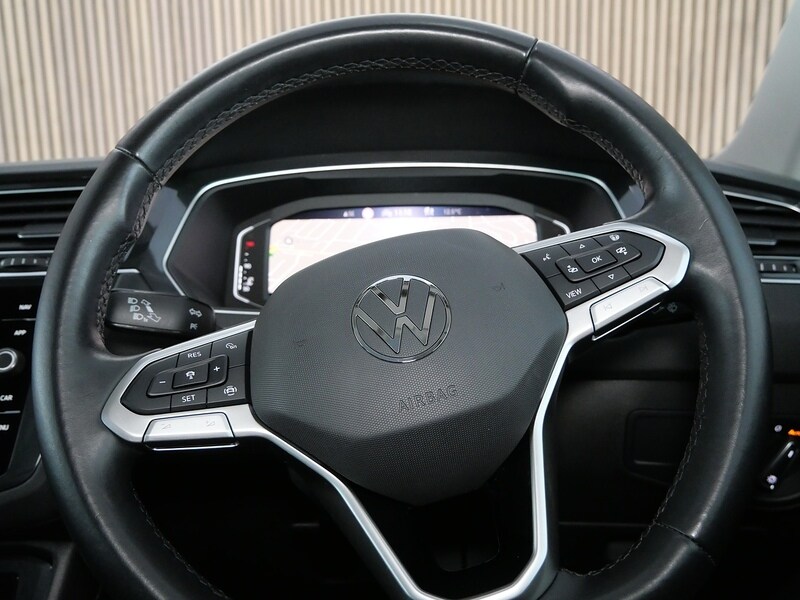 Used Volkswagen Tiguan 2021 for sale - 77840676: Photo 38