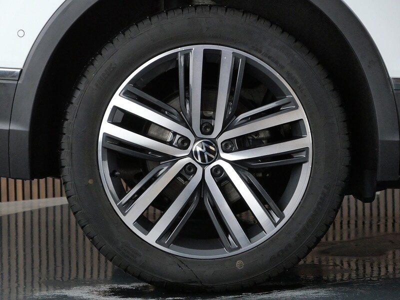 Used Volkswagen Tiguan 2021 for sale - 77840676: Photo 47