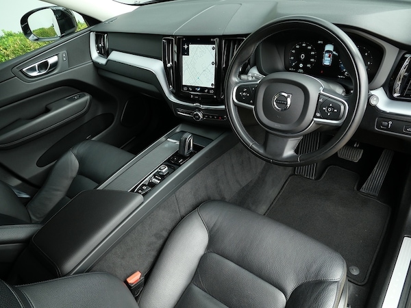 Used Volvo XC60 2019 for sale - 75427462: Photo 3