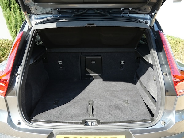 Used Volvo XC40 2018 for sale - 76218497: Photo 36