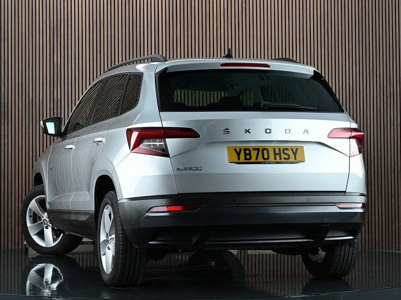 Used Skoda Karoq 2020 for sale - 78163221: Photo 2
