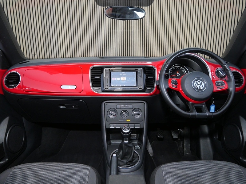 Used Volkswagen Beetle 2016 for sale - 78040245: Photo 31