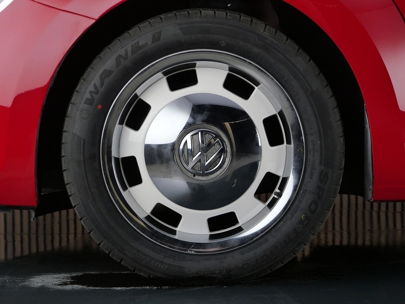 Used Volkswagen Beetle 2016 for sale - 78040245: Photo 40