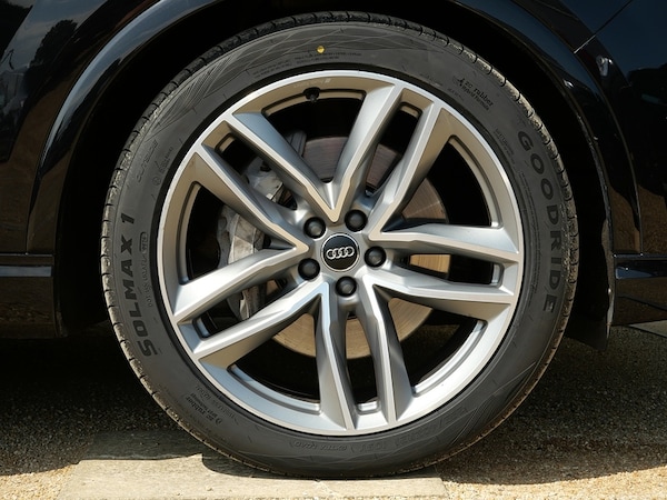 Used Audi Q7 2018 for sale - 75549139: Photo 35