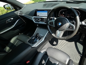 Used BMW 3 Series 2020 for sale - 75556813: Photo