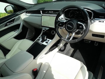 Used Jaguar F-Pace 2022 for sale - 75654818: Photo