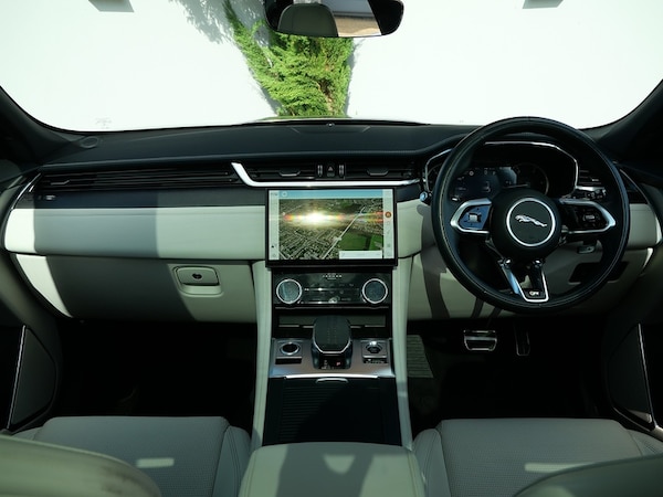 Used Jaguar F-Pace 2022 for sale - 76323806: Photo 22