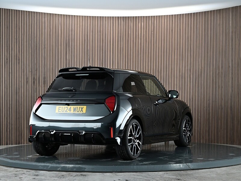 Used MINI Cooper 2024 for sale - 77840747: Photo 10