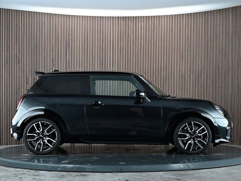 Used MINI Cooper 2024 for sale - 77840747: Photo 11