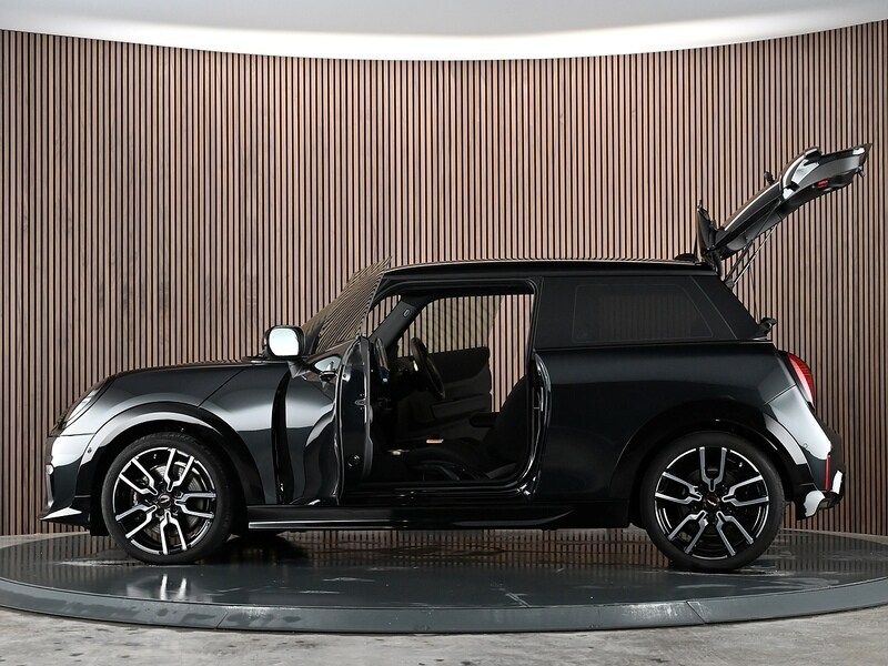 Used MINI Cooper 2024 for sale - 77840747: Photo 21