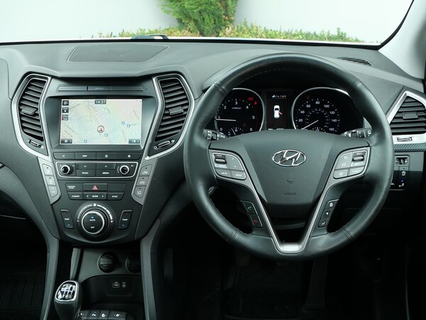 Used Hyundai Santa Fe 2018 for sale - 76323809: Photo 14