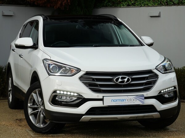 Used Hyundai Santa Fe 2018 for sale - 76323809: Photo 8