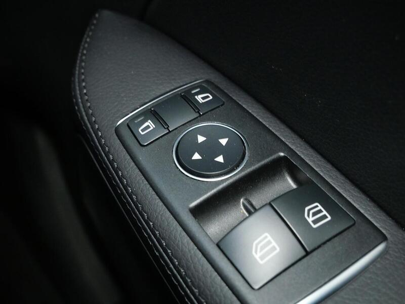 Used Mercedes-Benz SLC 2018 for sale - 77123939: Photo 23