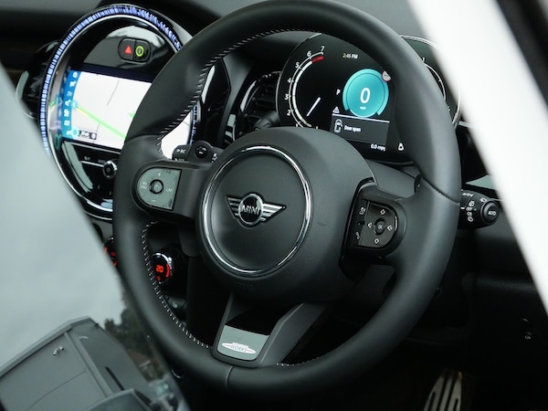 Used MINI Hatch 2023 for sale - 76256846: Photo 12