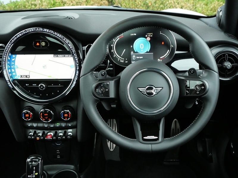 Used MINI Hatch 2023 for sale - 76256846: Photo 16