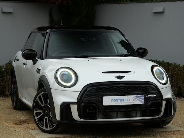 Used MINI Hatch 2023 for sale - 76256846: Photo 8