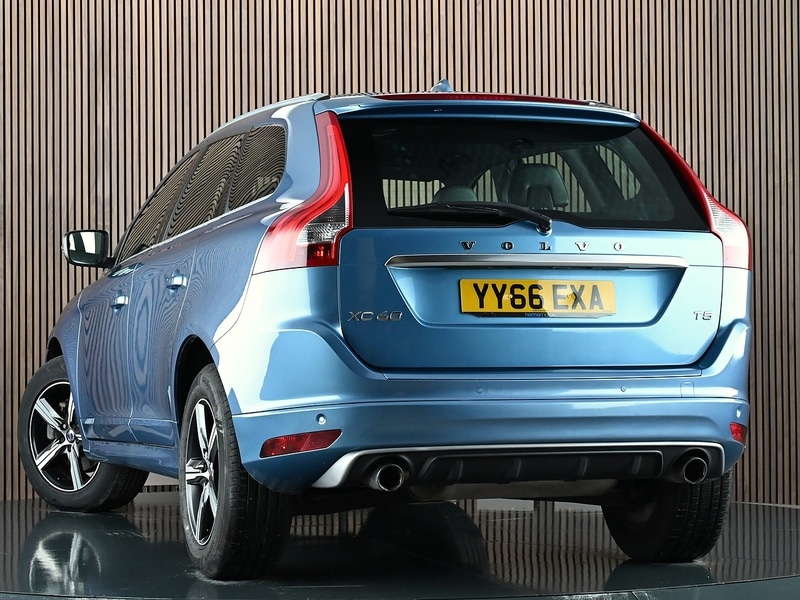 Used Volvo XC60 2016 for sale - 77494329: Photo 2