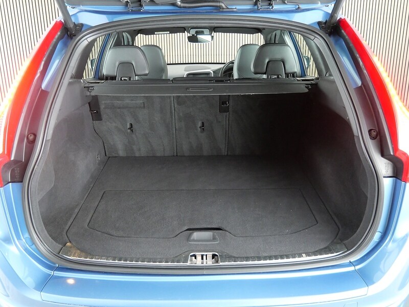 Used Volvo XC60 2016 for sale - 77494329: Photo 46